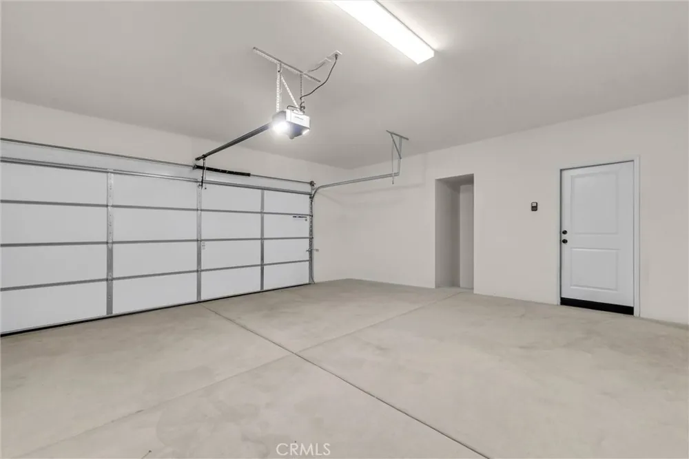 4157 S Winwood Paseo Ontario, CA 91761