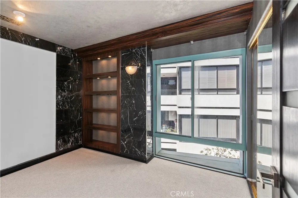 10336 Wilshire #703 Los Angeles, CA 90024