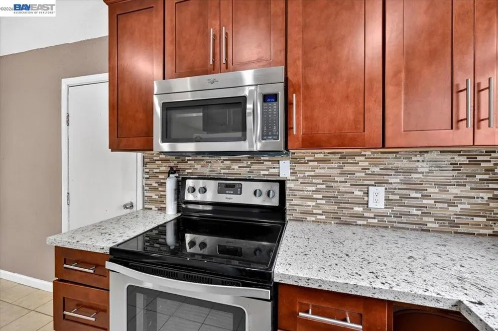 857 Marin Ave Hayward, CA 94541