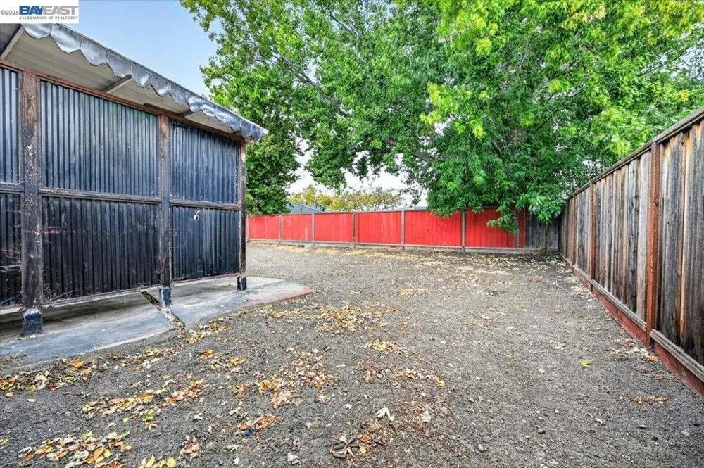 857 Marin Ave Hayward, CA 94541