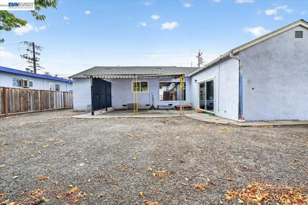 857 Marin Ave Hayward, CA 94541