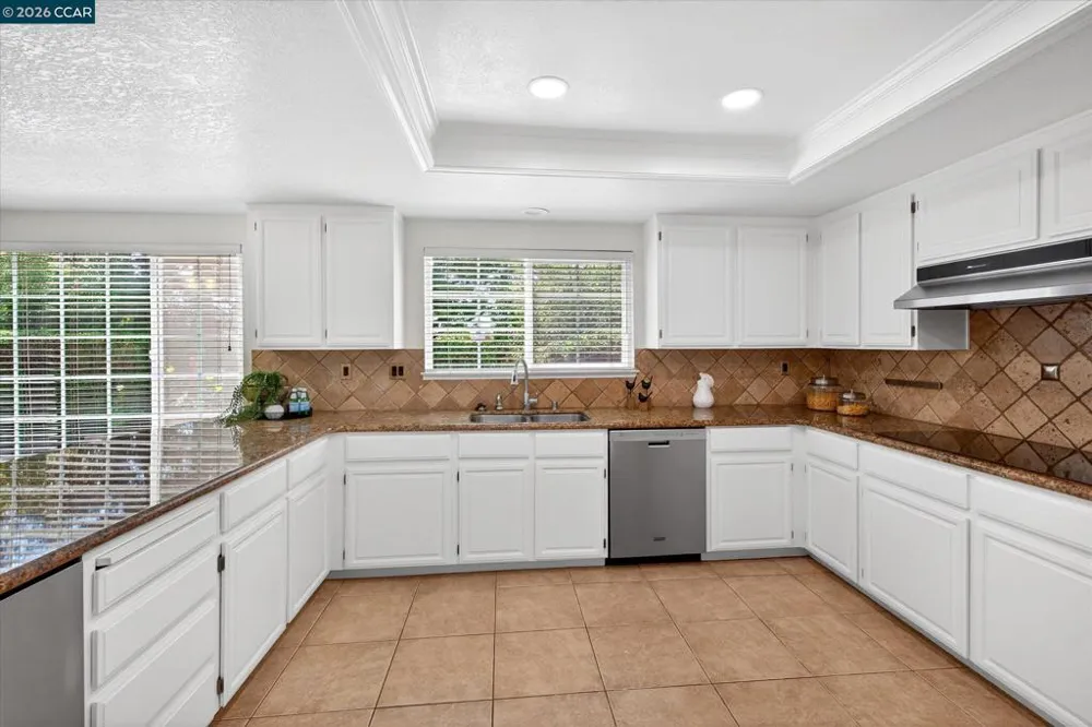 804 Eastbrook Ct Danville, CA 94506