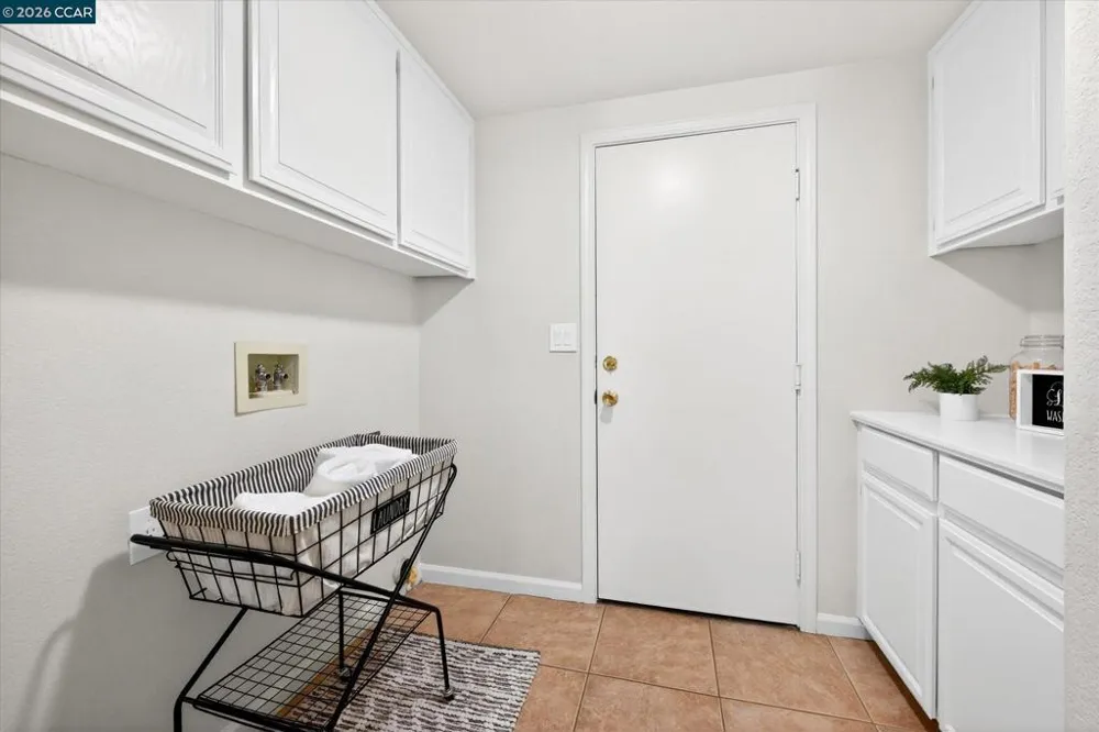 804 Eastbrook Ct Danville, CA 94506