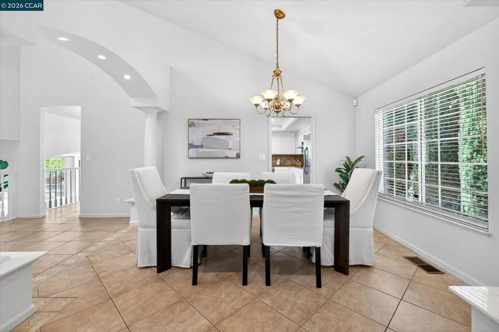804 Eastbrook Ct Danville, CA 94506