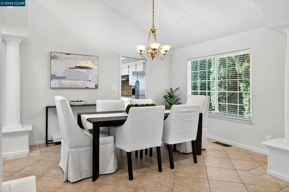 804 Eastbrook Ct Danville, CA 94506