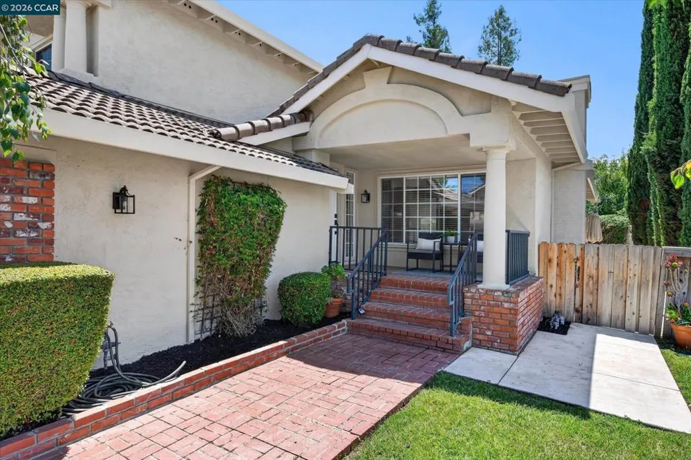 804 Eastbrook Ct Danville, CA 94506