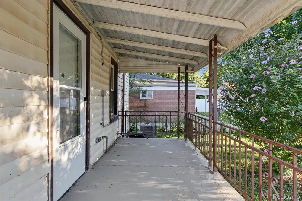 4721 Jackson Street Dearborn Heights City, MI 48125