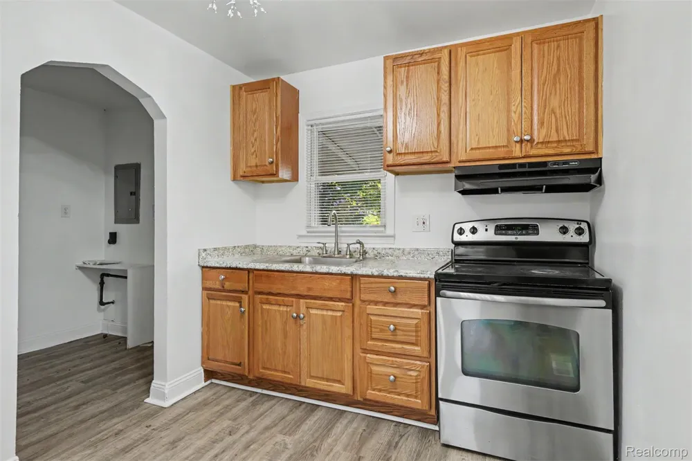 4721 Jackson Street Dearborn Heights City, MI 48125