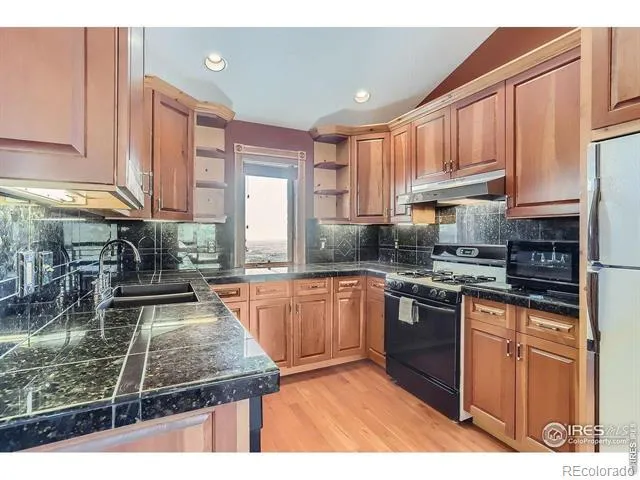 2450 Eagle Ridge Road Lyons, CO 80540