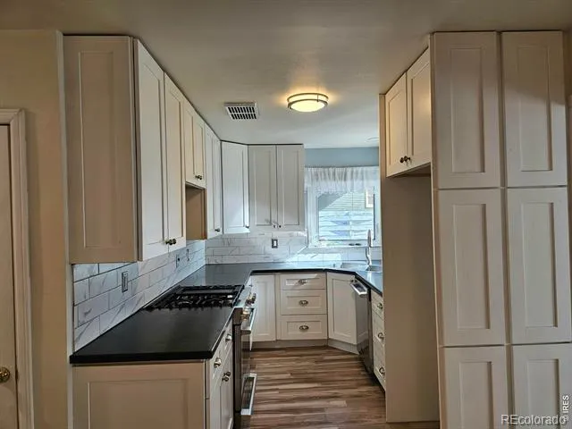 109 Denver Street Sterling, CO 80751