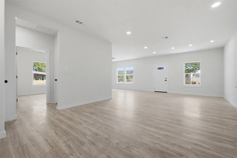 5044 Townsend Drive Fort Worth, TX 76115