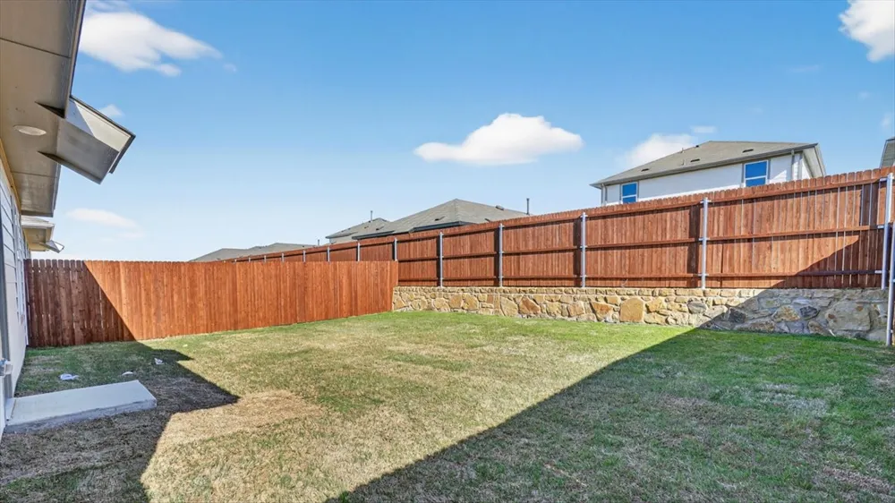 5508 FLANNEL LANE Denton, TX 76249