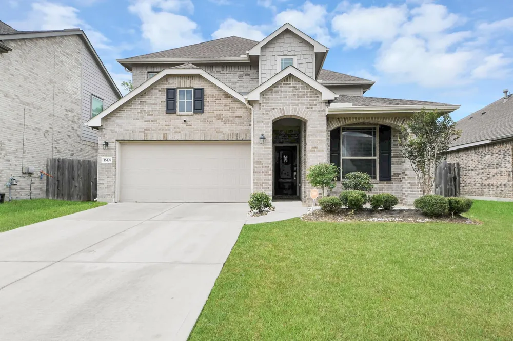 16105 Dockside Street Crosby, TX 77532