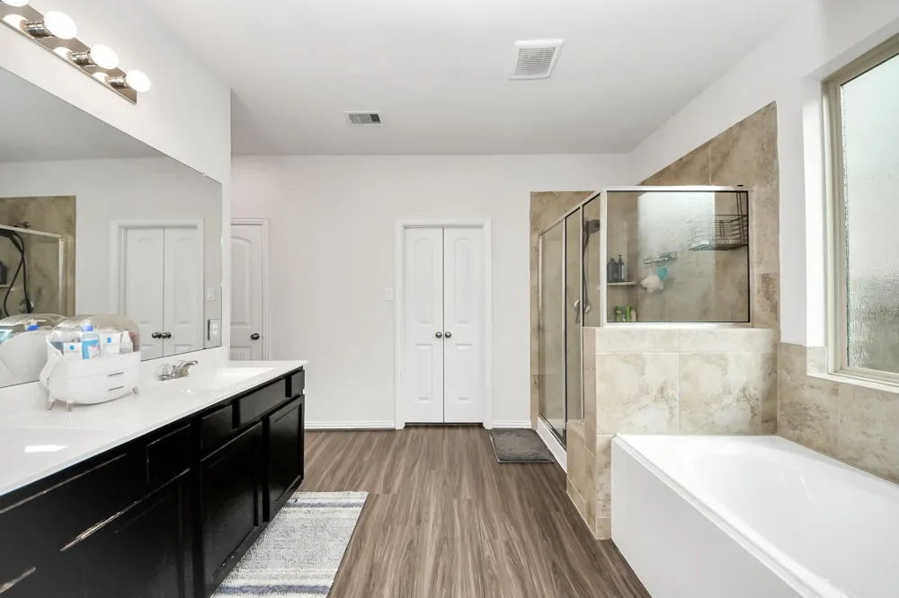 16105 Dockside Street Crosby, TX 77532