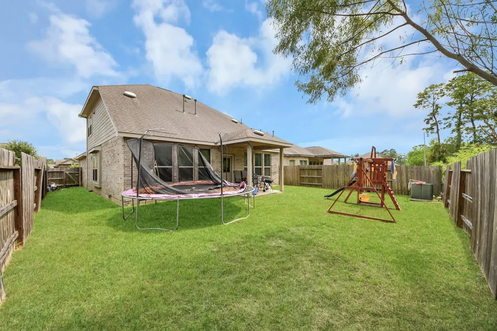 16105 Dockside Street Crosby, TX 77532