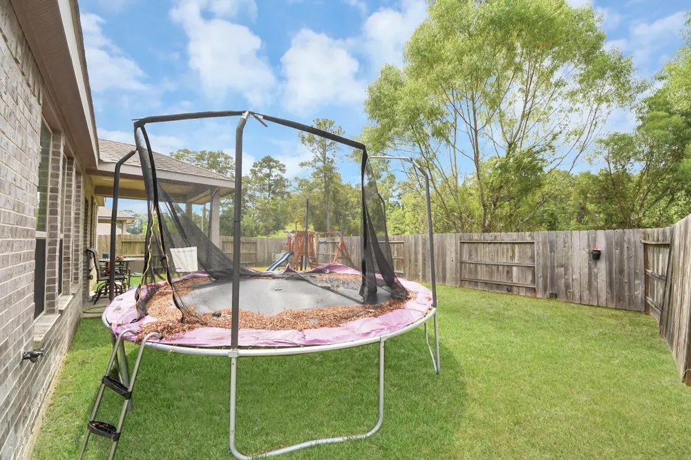 16105 Dockside Street Crosby, TX 77532