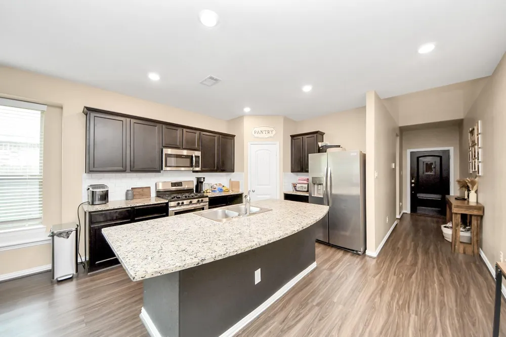 16105 Dockside Street Crosby, TX 77532