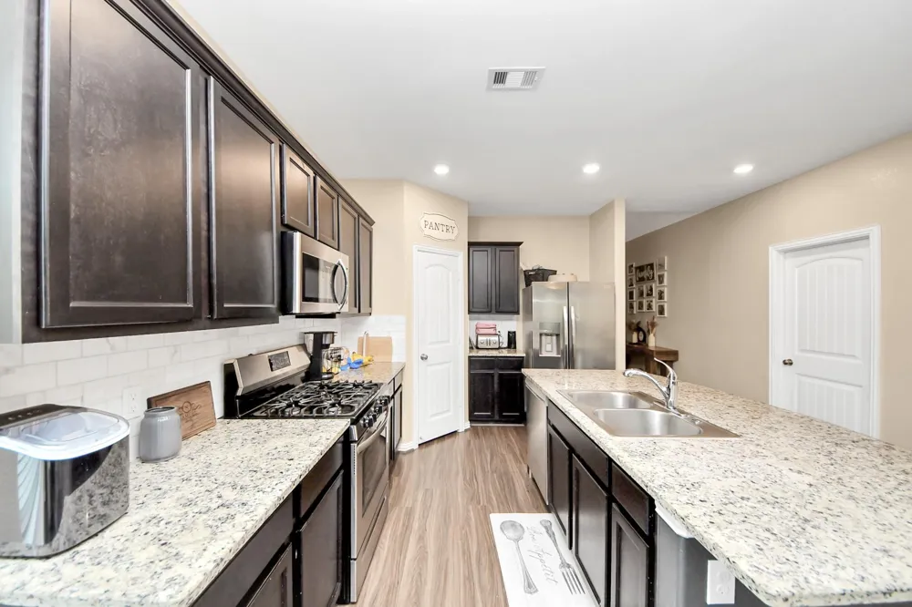 16105 Dockside Street Crosby, TX 77532