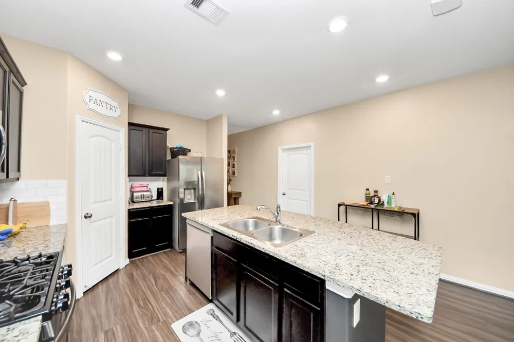 16105 Dockside Street Crosby, TX 77532