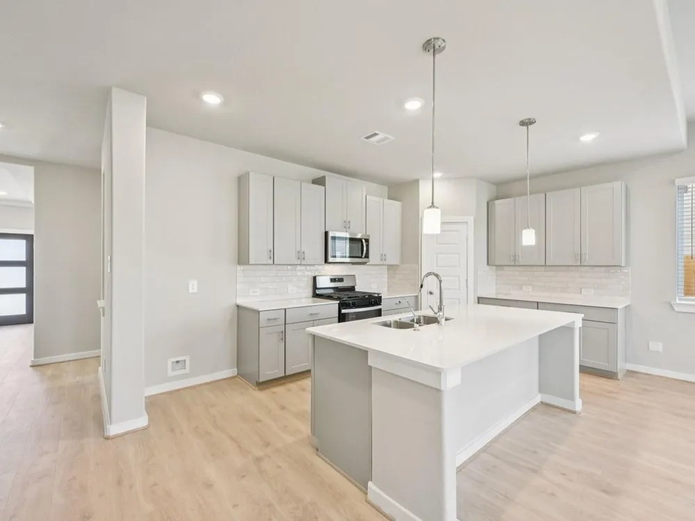 5244 Redbud Valley Drive Pearland, TX 77584