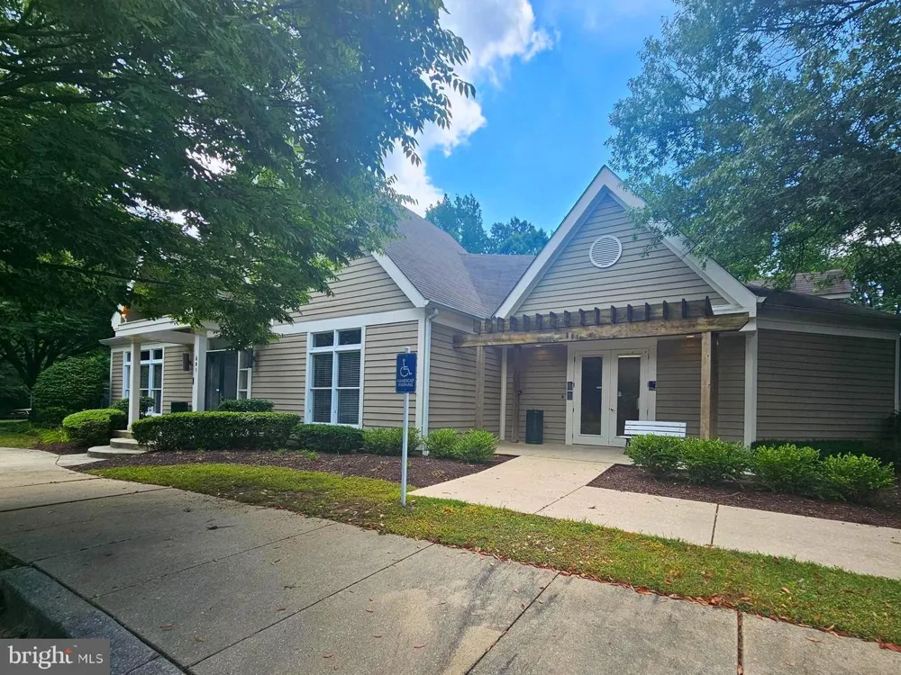 605 ADMIRAL DRIVE #102 Annapolis, MD 21401