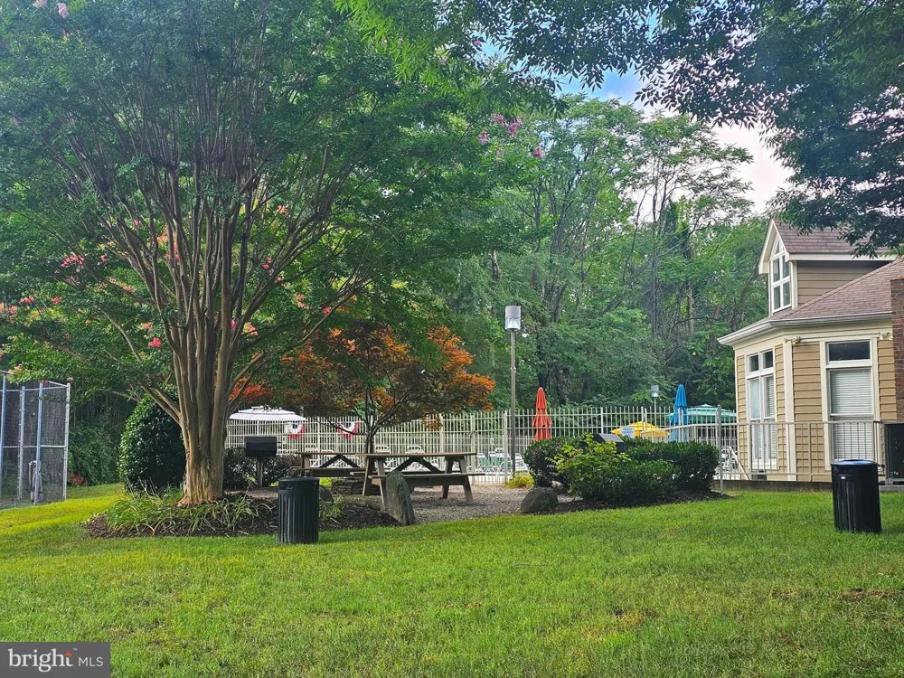 605 ADMIRAL DRIVE #102 Annapolis, MD 21401