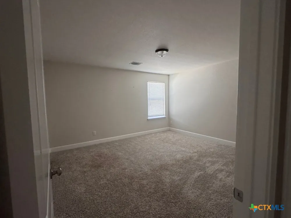 5712 Red Fish Court Belton, TX 76513