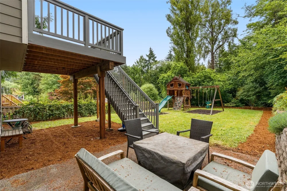 19036 18th Avenue NE Shoreline, WA 98155