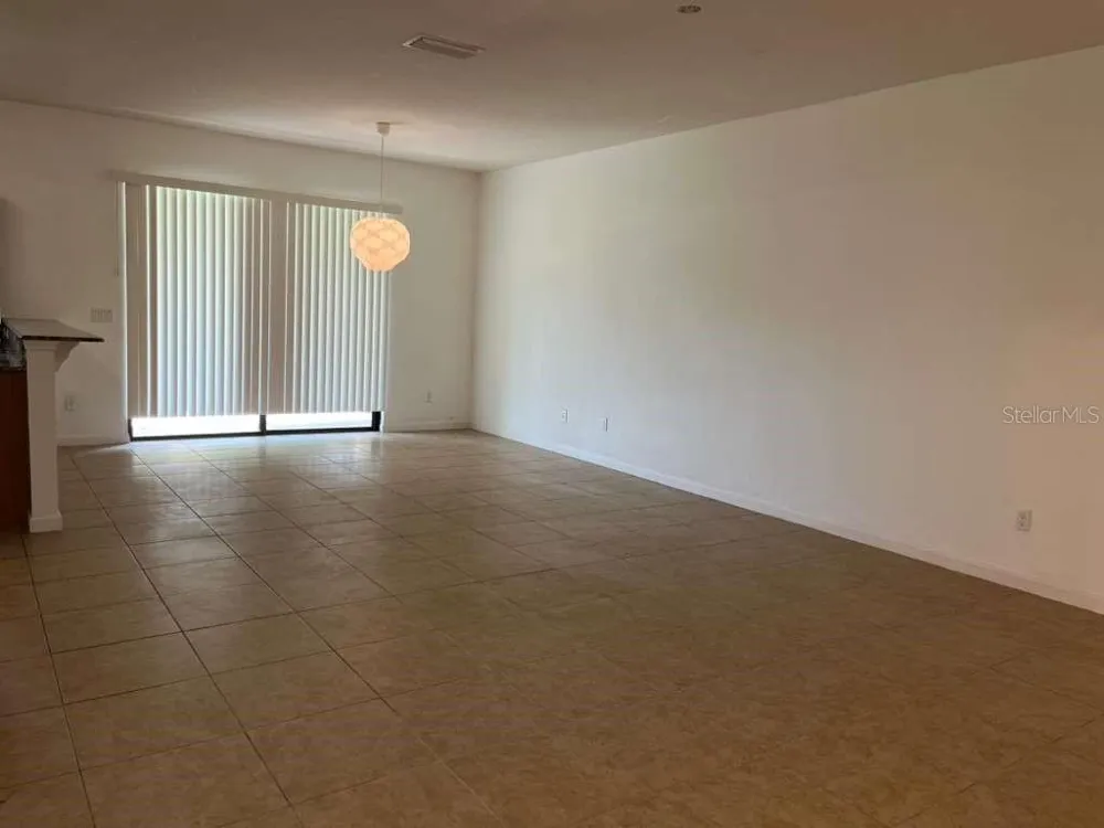 1712 PORTOFINO MEADOWS BOULEVARD Orlando, FL 32824