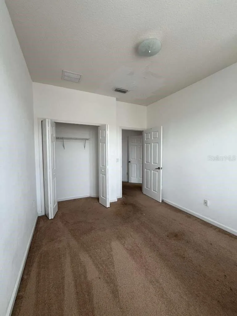 1712 PORTOFINO MEADOWS BOULEVARD Orlando, FL 32824