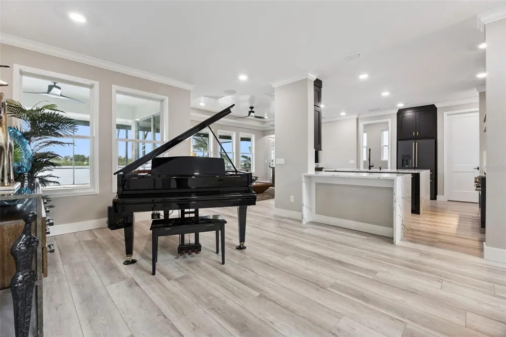 433 BLUE CYPRESS DRIVE Groveland, FL 34736