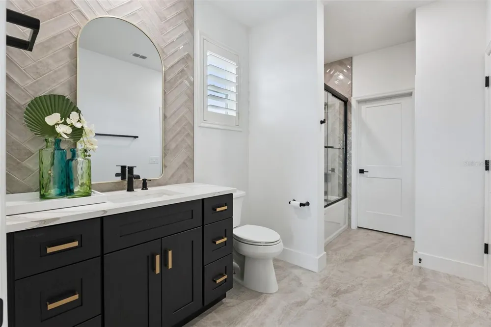 433 BLUE CYPRESS DRIVE Groveland, FL 34736