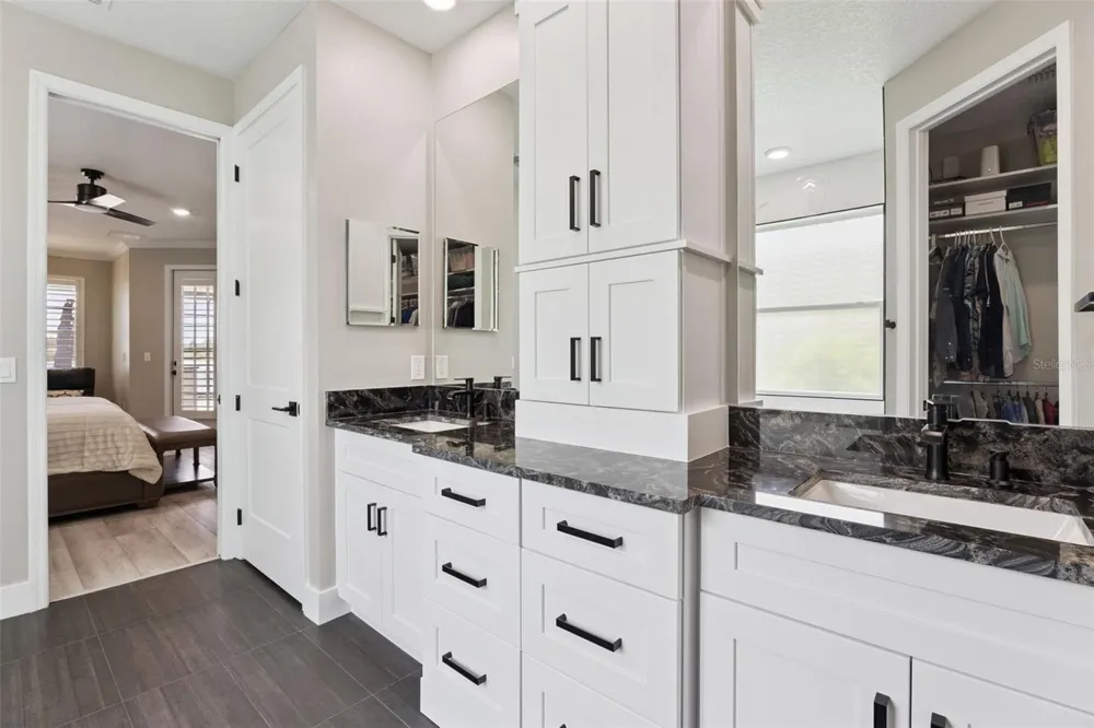 433 BLUE CYPRESS DRIVE Groveland, FL 34736