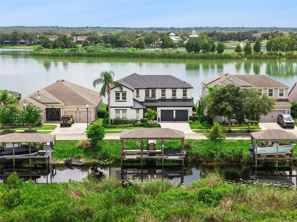 433 BLUE CYPRESS DRIVE Groveland, FL 34736