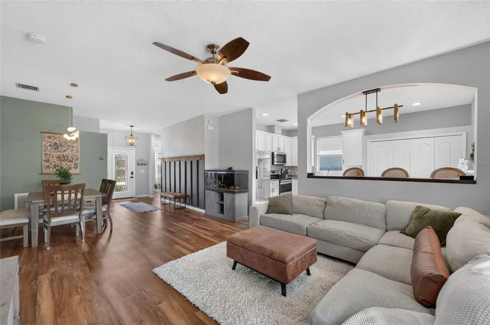11313 VILLAGE BROOK DRIVE Riverview, FL 33579