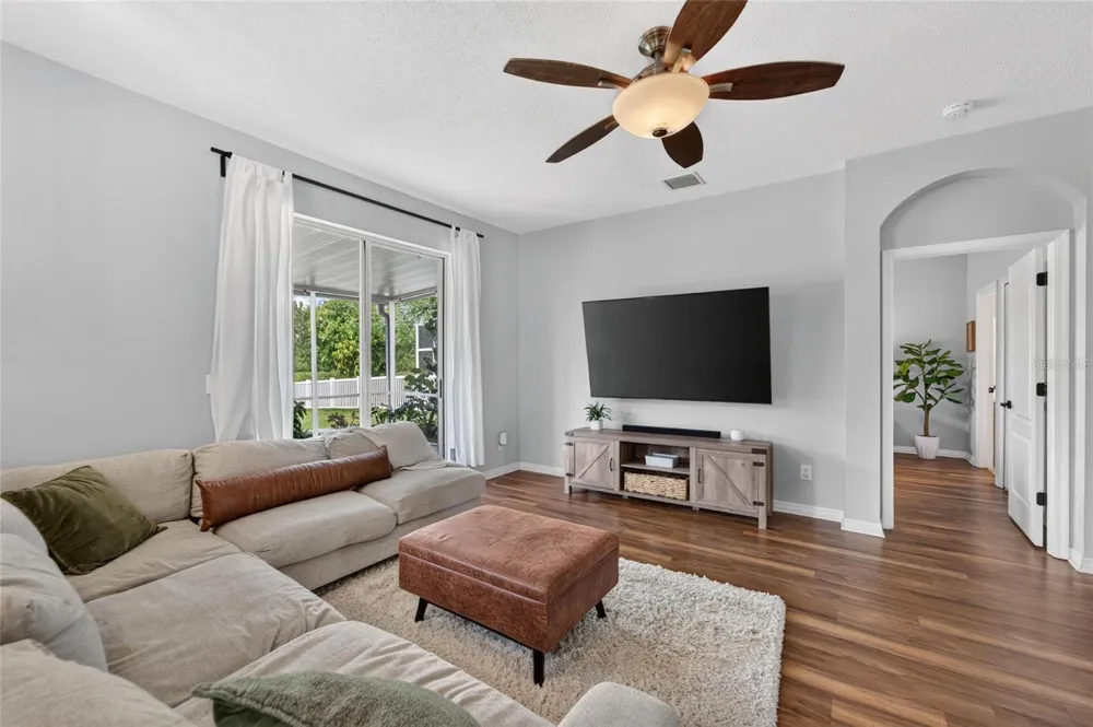 11313 VILLAGE BROOK DRIVE Riverview, FL 33579
