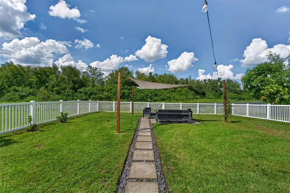 11313 VILLAGE BROOK DRIVE Riverview, FL 33579