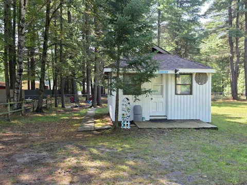 219 Colony Road