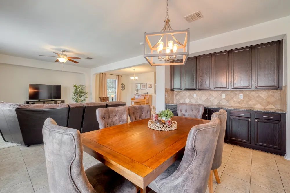 8600 Panadero Drive Austin, TX 78747
