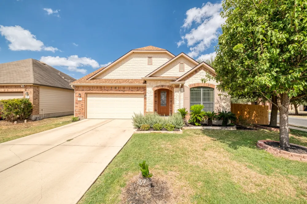 8600 Panadero Drive Austin, TX 78747