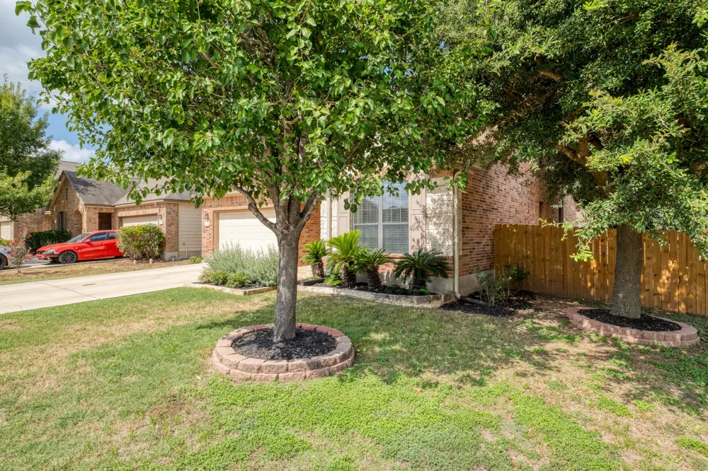 8600 Panadero Drive Austin, TX 78747