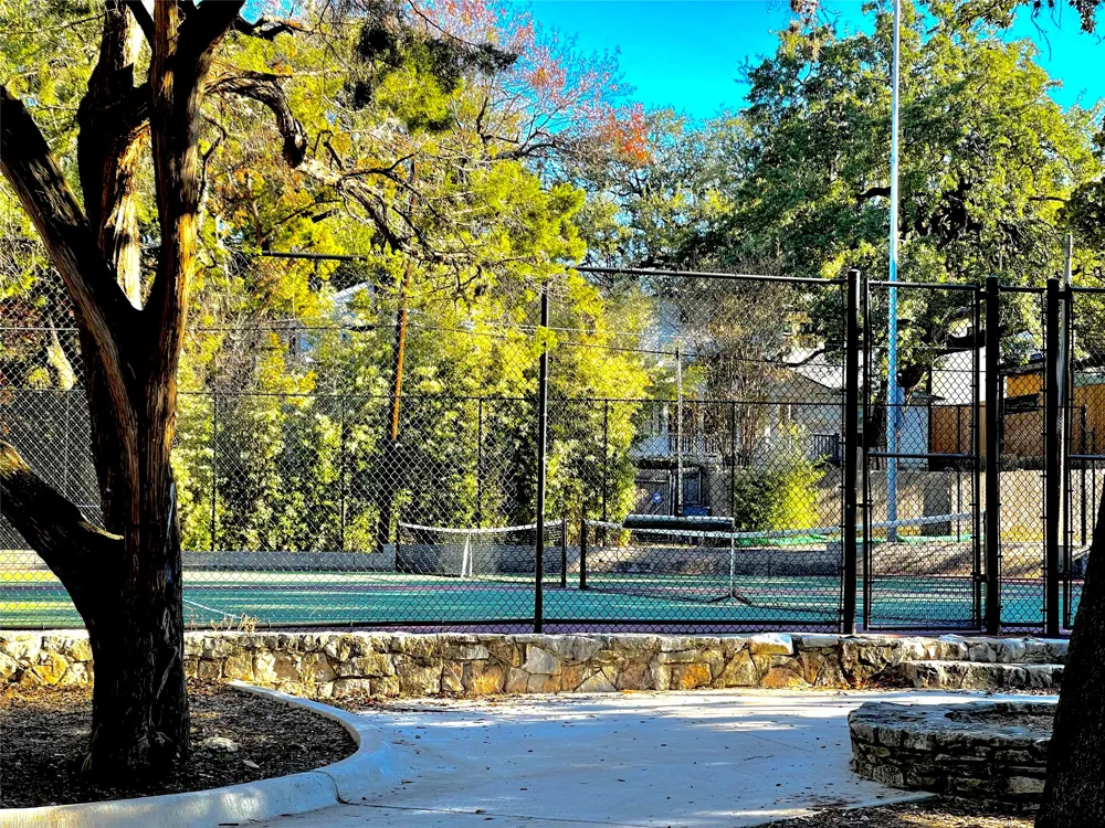 1301 Newning Avenue #B Austin, TX 78704