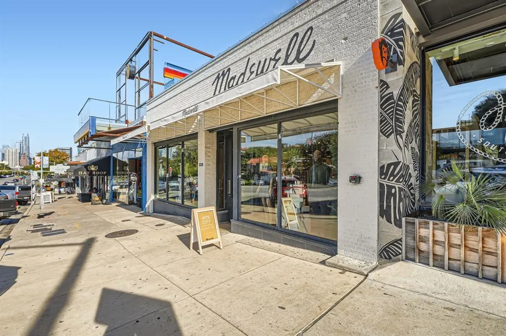 1301 Newning Avenue #B Austin, TX 78704