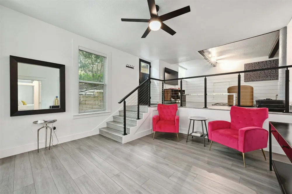 1301 Newning Avenue #B Austin, TX 78704