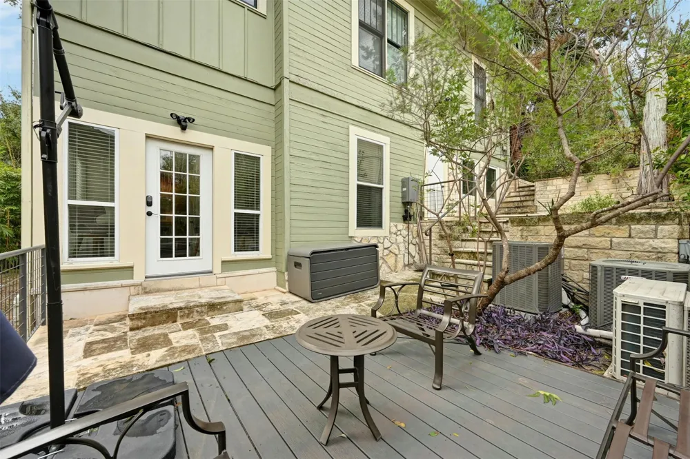 1301 Newning Avenue #B Austin, TX 78704