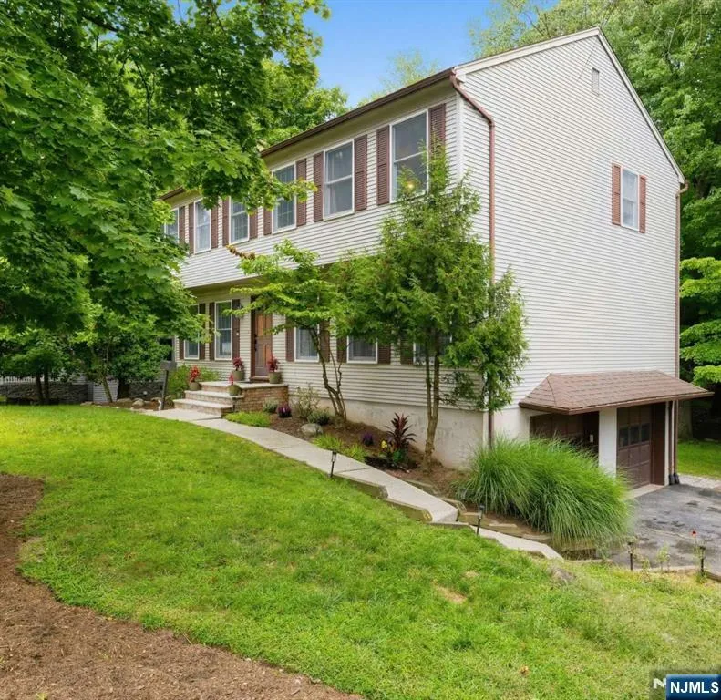 557 Westwood Avenue River Vale, NJ 07675
