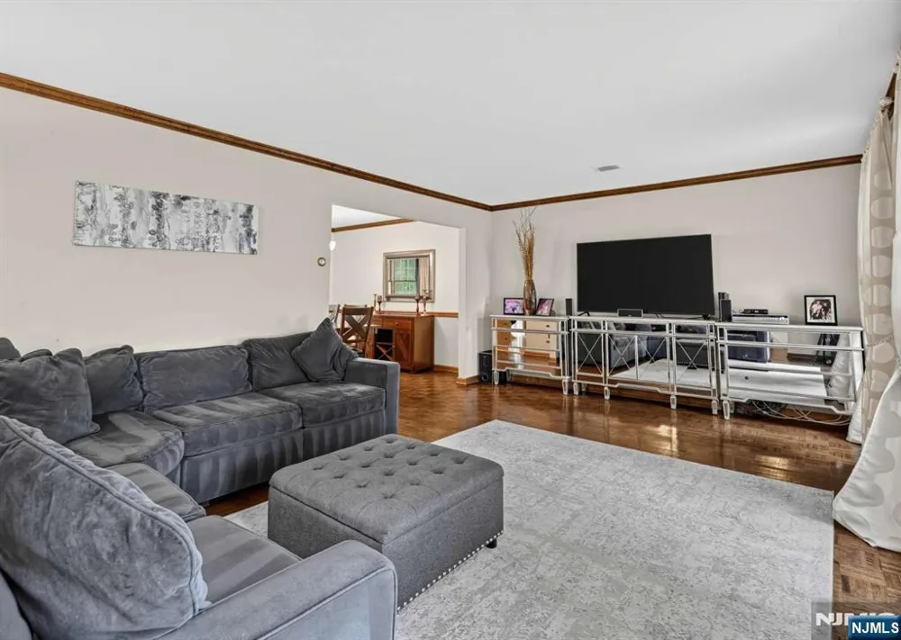 557 Westwood Avenue River Vale, NJ 07675
