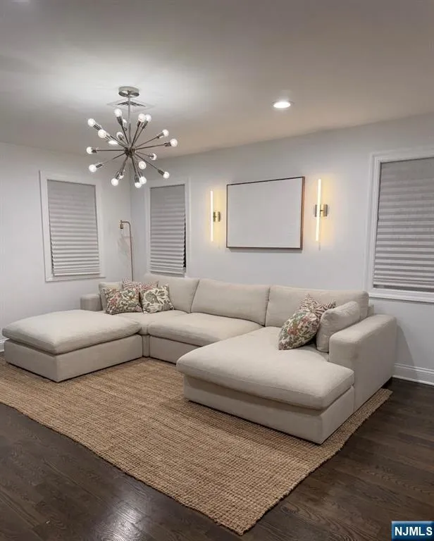 61 Chestnut Street 2 Lodi, NJ 07644