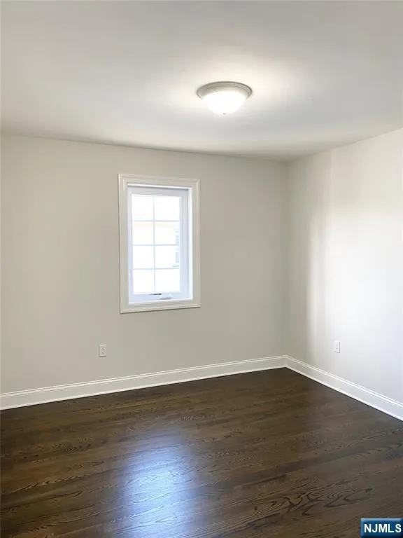 61 Chestnut Street 2 Lodi, NJ 07644