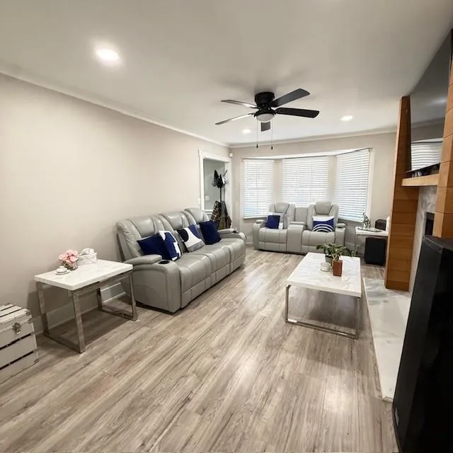 588 Freemans Walk Stone Mountain, GA 30083